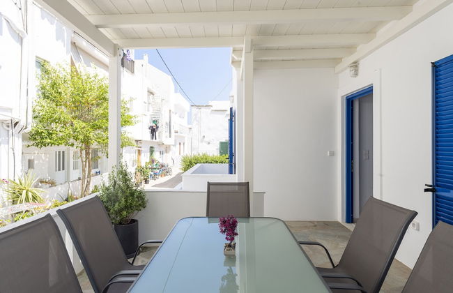 Parian Charming 3bedroom Home - Photo 33