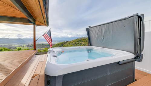 Dreamy Hilltop View Roseburg Retreat with Hot Tub! - Foto 2