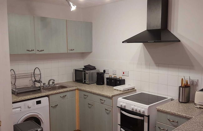 Lovely 2-bed Apartment in Milton Keynes - Foto 13