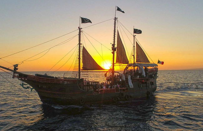 Giro in nave pirata a Puerto Vallarta - Foto 1