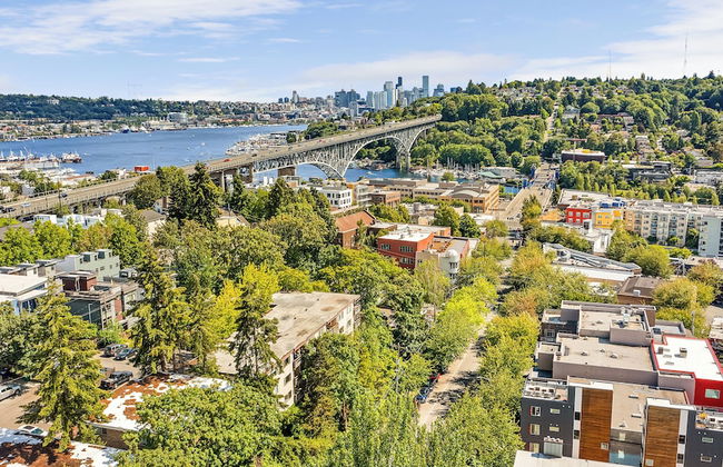 Dancing Wings Retreat Walker Paradise - Photo 25