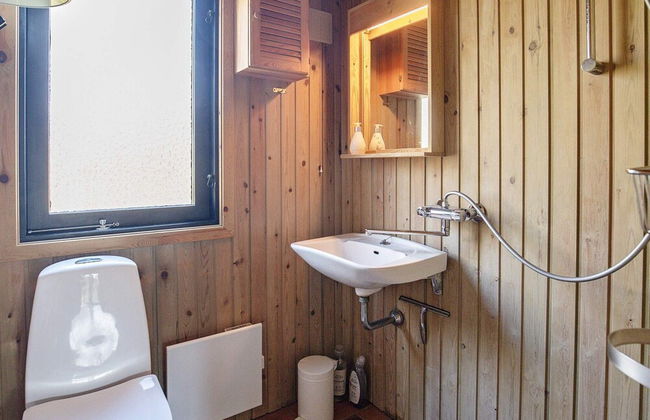 4 Person Holiday Home in Martofte - Photo 9