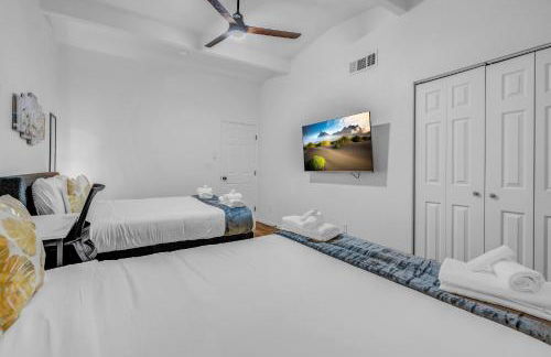 Spacious Remodeled Retreat Haven - Foto 13