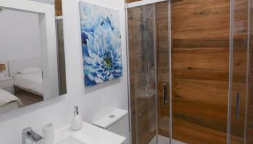 Flores Whale Watch House - Foto 5, Shower