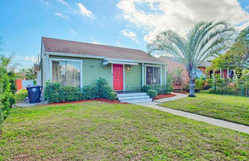 Sleeps 12 - House Guest Apt - Plenty of parking - Foto 1