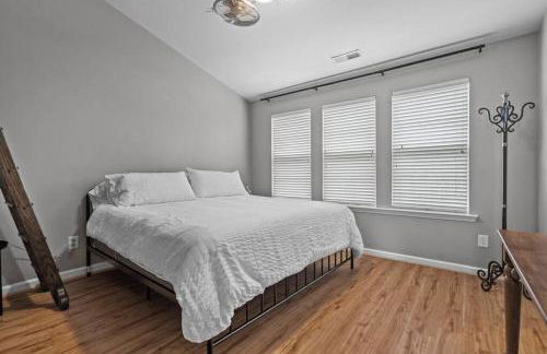 Peaceful, townhome in Hope Valley Farms - Foto 13