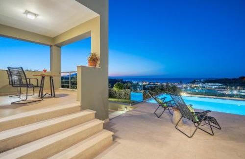 Akemi Luxury Villa - Foto 44