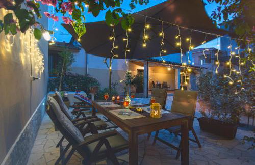 Mimoza Old Town Pula Apartments - Photo 2