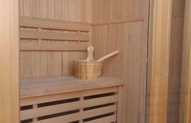 Ennéa - Jacuzzi & Luxury Suites - Foto 13