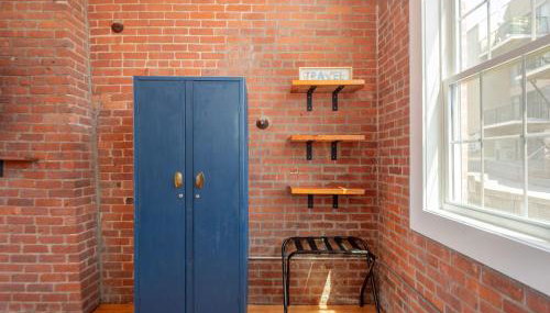 Jennifer's Riverfront Loft State House Views - Foto 2, wardrobe