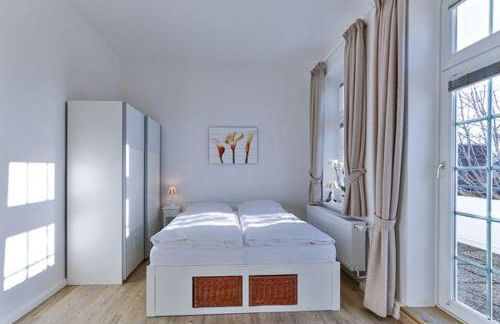 Appartement-5-mit-Suedbalkon-in-strandnaher-Lage-Baederstil-Villa-in-Wenningstedt-Sylt - Foto 2