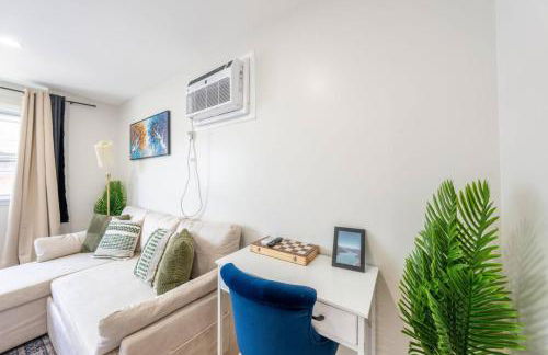 Modern 2BR 8 mins to Penn Station with WiFi and Laundry - Foto 15