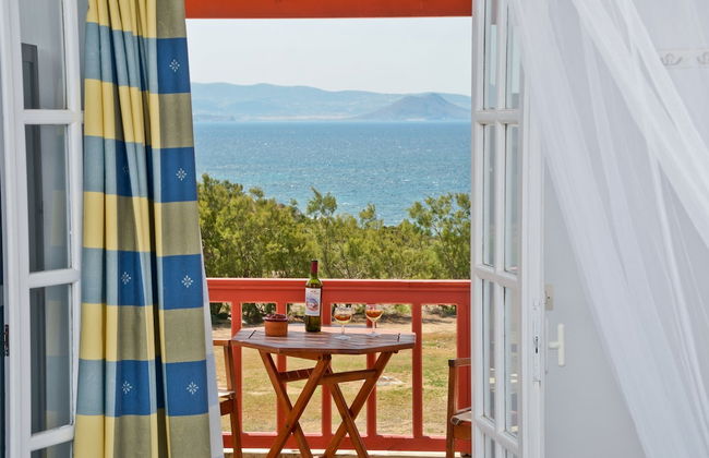 Ydreos Studios & Apartments - Photo 59