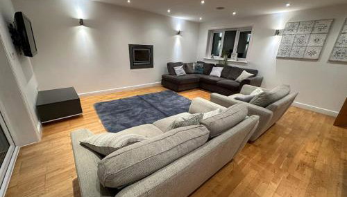 5 bed house with hot tub - Foto 3