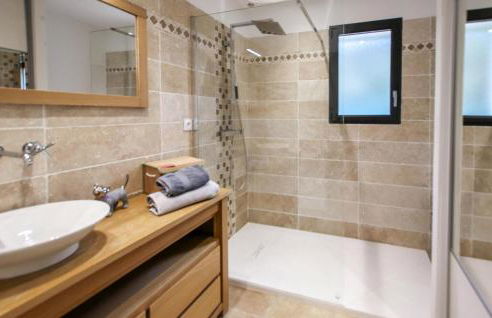 Awesome Home In Suze La Rousse - Foto 18