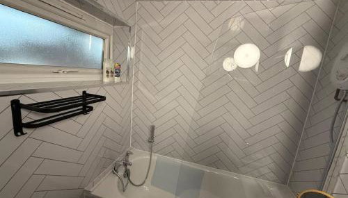 1st floor studio flat in Crawley! Close to Gatwick - Foto 4