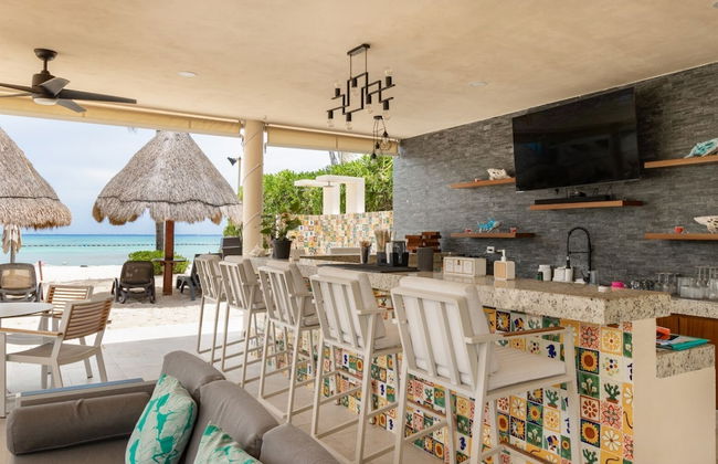 The Elements Oceanfront & Beachside Condo Hotel - Foto 67