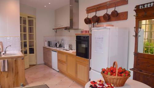 Cottage Mackinley, séjour spacieux et chaleureux, salon de jeux, grande salle à manger, 15 pers, Centre Historique, gare TER - Foto 2, Garden view, stove, dishwasher, toaster