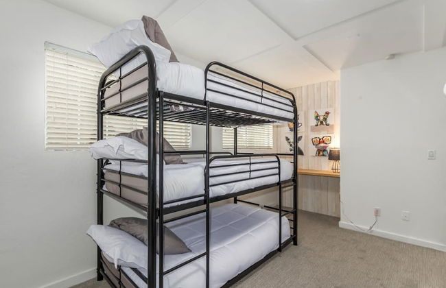 Sunburst Estate Htd Pool Putt Grn Sleeps 14 - Foto 39