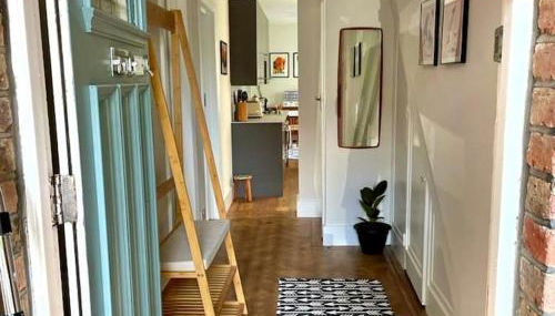 Flat1Hove- renovated, 2BR, patio, beach, free onsite parking - Foto 3