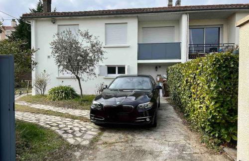 Maison indépendante avec 6 chambres proche du tram A - Foto 8