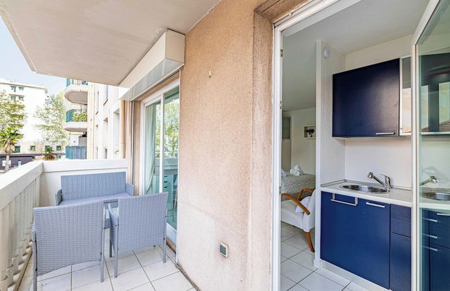 Charming Studio With Balcony & Pool -heart of Nice - Foto 13
