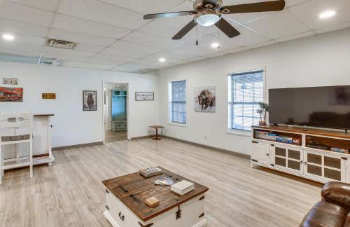 8 Mi to Kentucky Downs Quiet Getaway with Patio - Foto 6