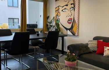 Miracle House 160qm Terrasse, Parkplatz & Internet 100mBit -SELF CHECK IN- - Foto 7