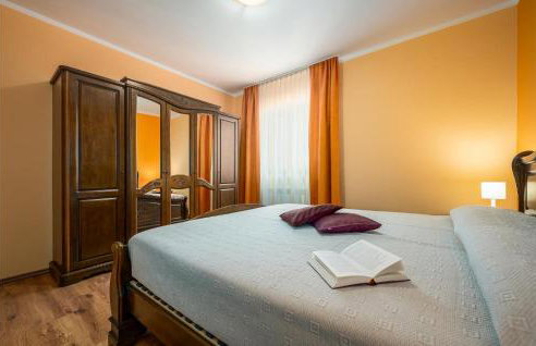 Two-Bedroom Holiday Home In Tinjan - Foto 35