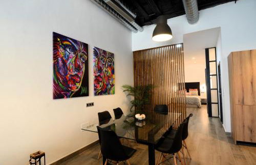 FABRICA DEL LUJO EN EL CENTRO DE MALAGa - Foto 1