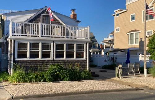 Ocean Side Home In Brant Beach 12690 - Foto 1