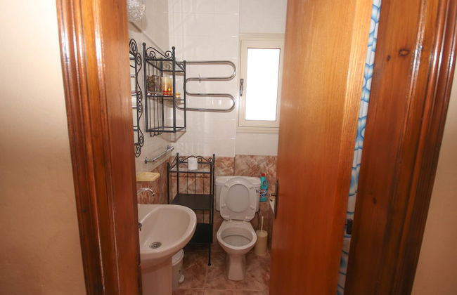 2 Bedroom House near Tombs of the Kings - Photo 18