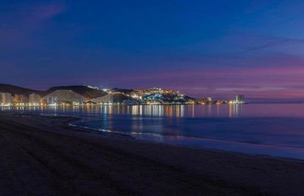 Apartamento Arenal 1a Linea de Playa - Photo 11