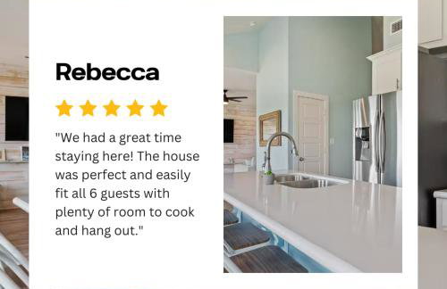 Steps to the Beach | Tiki Bar Fun | Epic Bay Views | Sleeps 8 - Foto 17