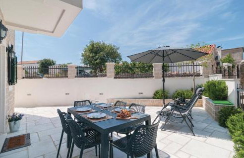 Stunning Home In Primosten With Kitchen - Photo 6