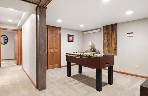 Secluded Stay in a Wonderful Creekside Getaway - Foto 12