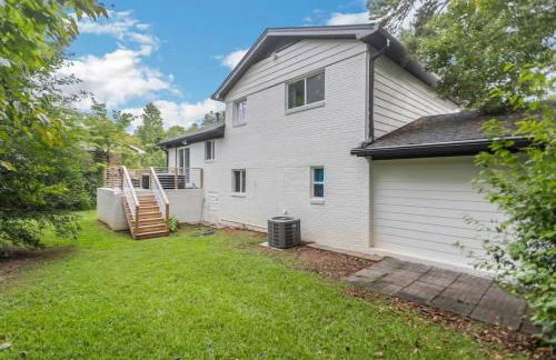 Cozy Cumberland ATL Home w Hot Tub - Foto 32