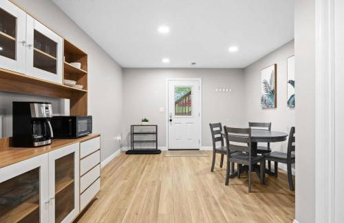 Charming 4-BR Retreat in the Heart of Clarksville - Foto 20