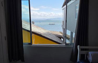 Casa no Ribeirão da Ilha - Florianópolis - Pé na areia - ar cond - pet - familia - Foto 12