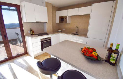 Penthouse 17A, Frigiliana 2 bedroom, Pool, Large Terrace and Amazing views in the center of Frigiliana HansOnHoliday Rentals - Photo 28