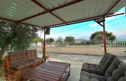 Κτήμα Καρνέση - Foto 1