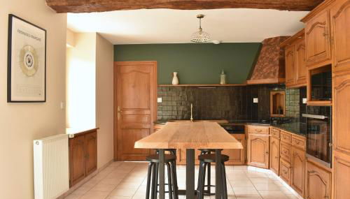 Gîte La Mancellière - Maison familiale 12-15 pers, grand jardin, jeux & pétanque - Pleine nature - Foto 3, stove