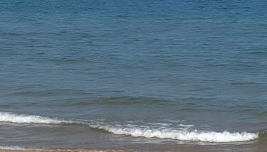 Garbí Beachfront Apartament - Primera línea con vistas al Mar Mediterraneo - Foto 2