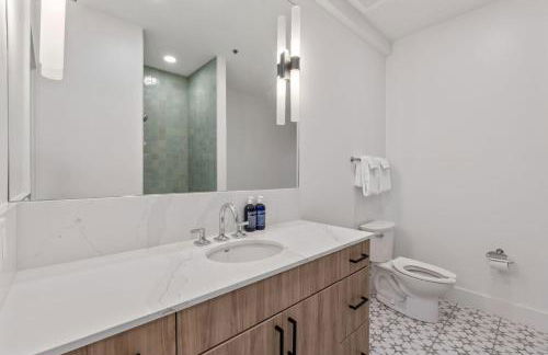 The Continental, powered by Placemakr - Downtown - Market Square - Foto 96