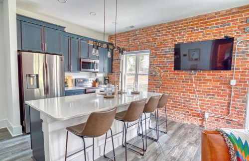 Chic Historic Loft in Downtown ILM - Foto 27