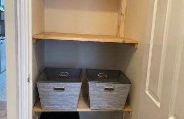 Glastonbury High Street Sanctuary- 2 BD, Sleeps 4 - Photo 21