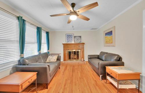 Park your Boat! Mins from the Ocean•Screened Porch - Foto 9