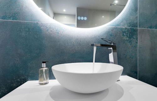 Casa Ella - Beautifully Renovated Townhouse Walkin - Foto 72