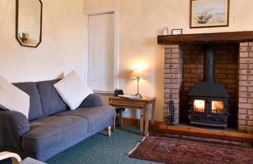 Burnside Cottage - Photo 2