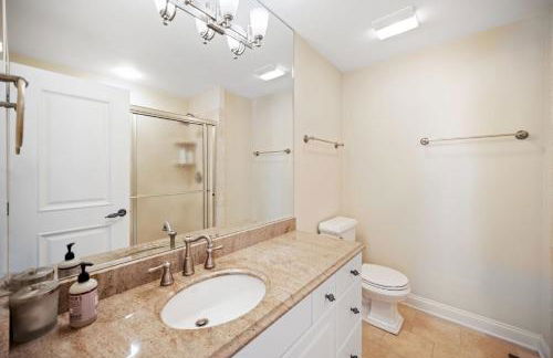 To the Beach and Back home by Peace Vacations - Foto 17